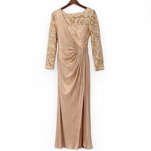 Tadashi Shoji Sequin Pintuck Lace Evening Gown/Champagne/ Size S NWT